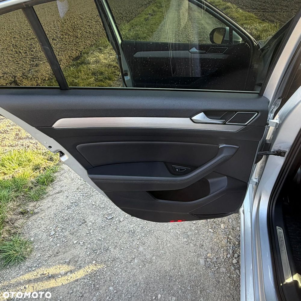 Volkswagen Passat 2.0 TDI BMT Highline DSG - 9