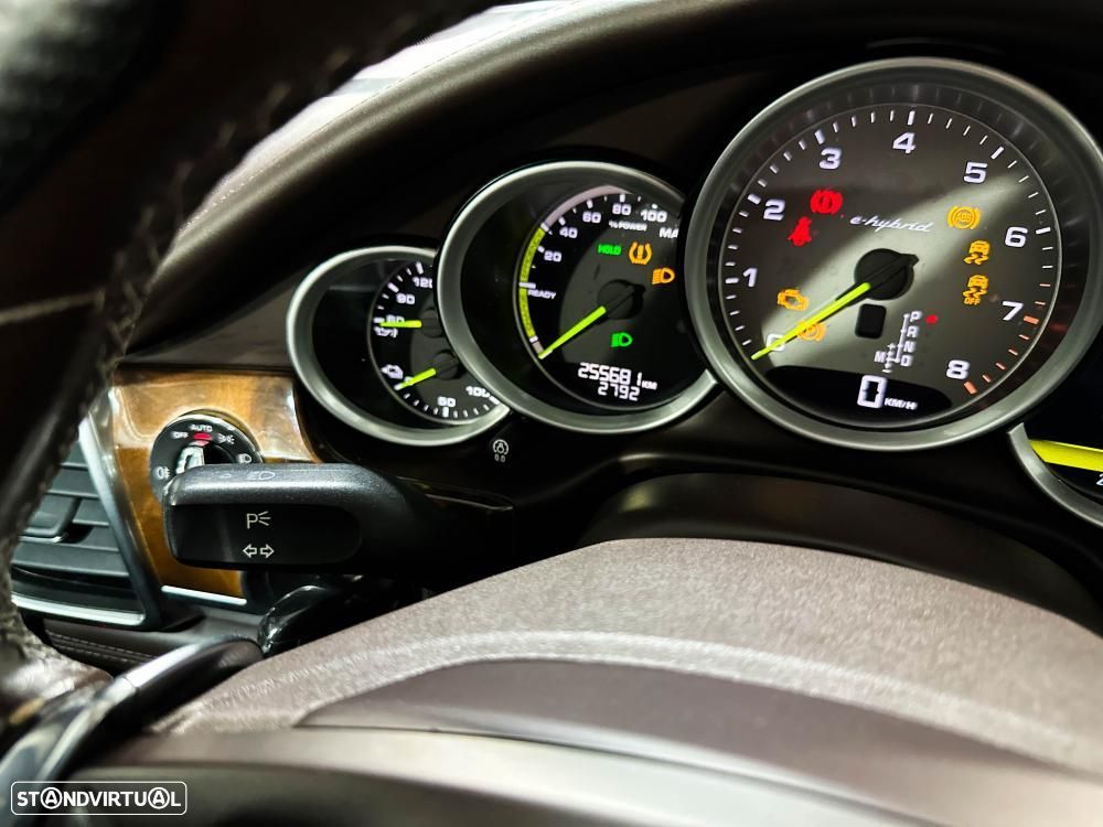 Porsche Panamera S E-Hybrid - 37