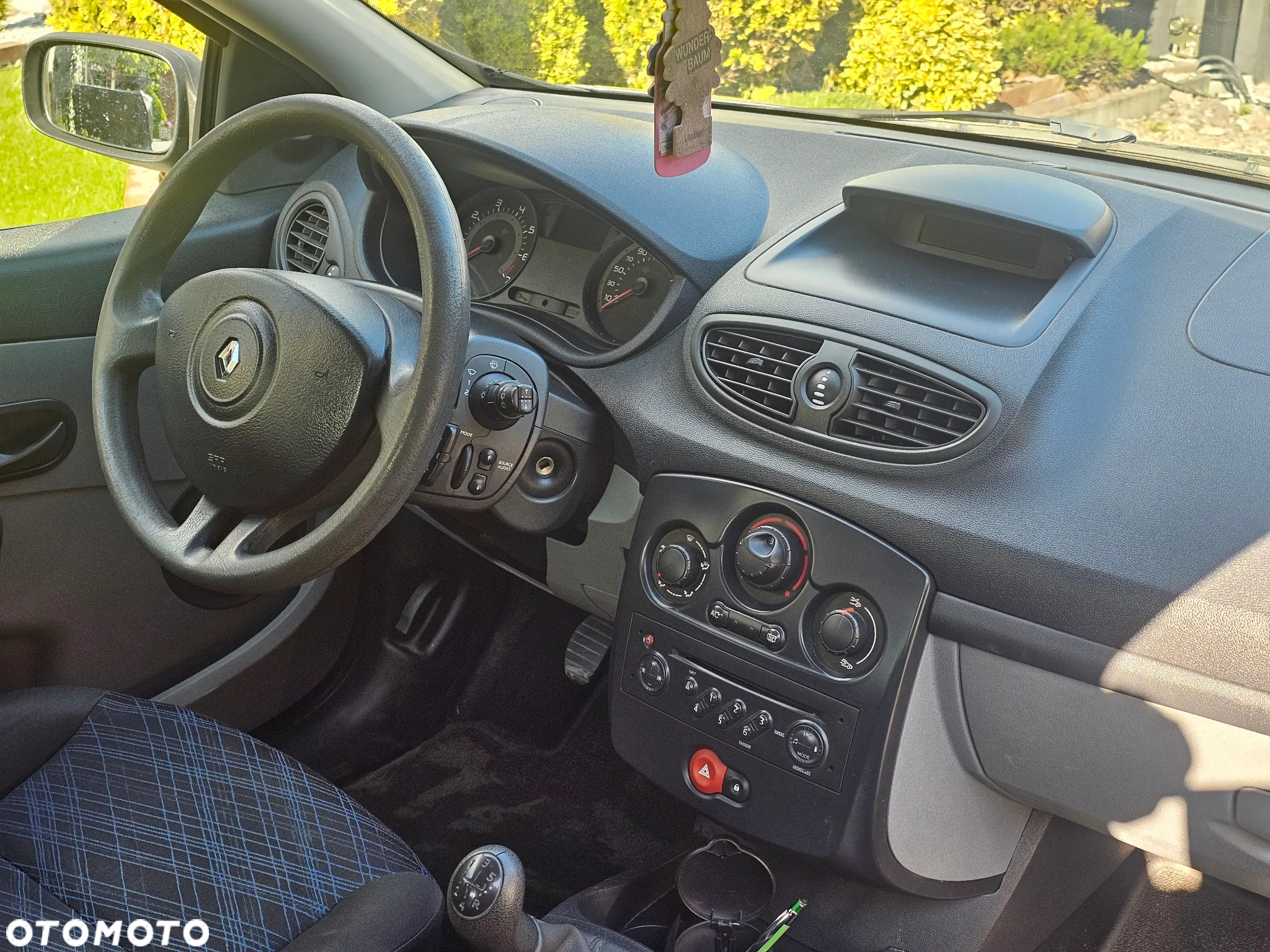 Renault Clio - 13