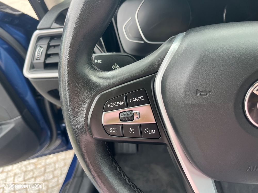 BMW 330 e Corporate Edition Auto - 32
