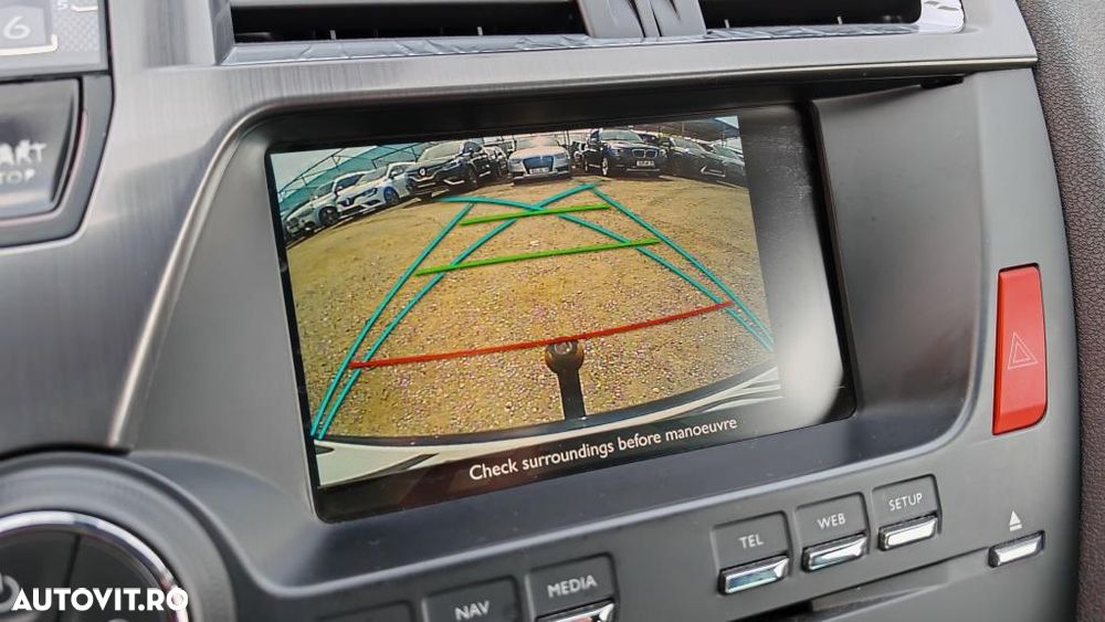 Citroën DS5 Hybrid4 EGS6 SportChic - 16