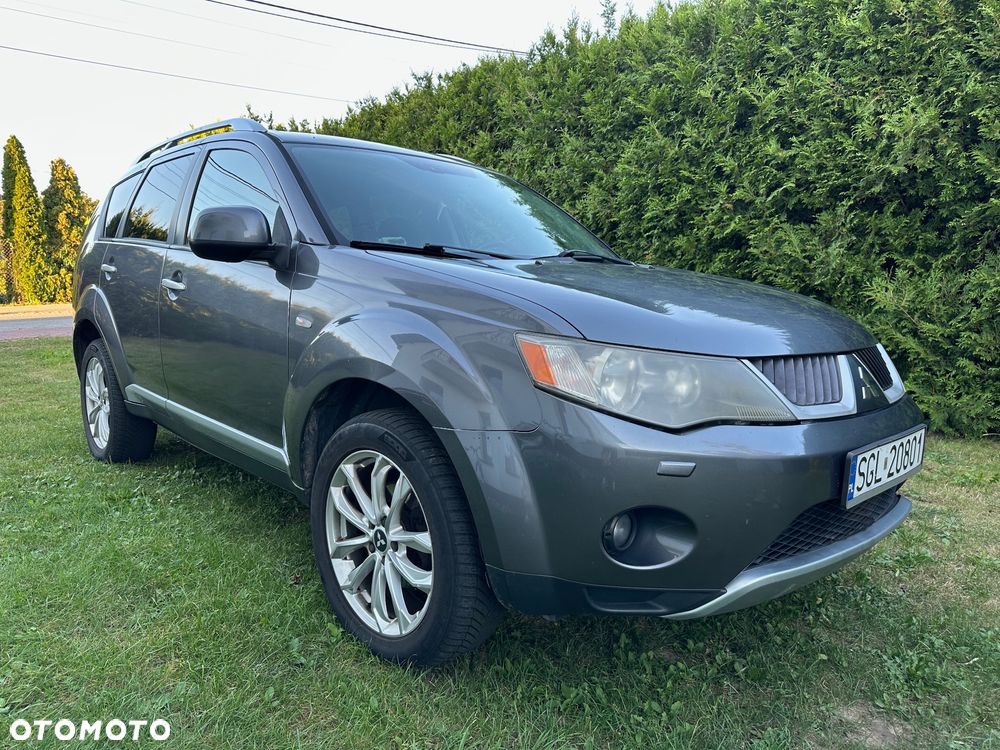 Mitsubishi Outlander 2.0 DID Intense - 2