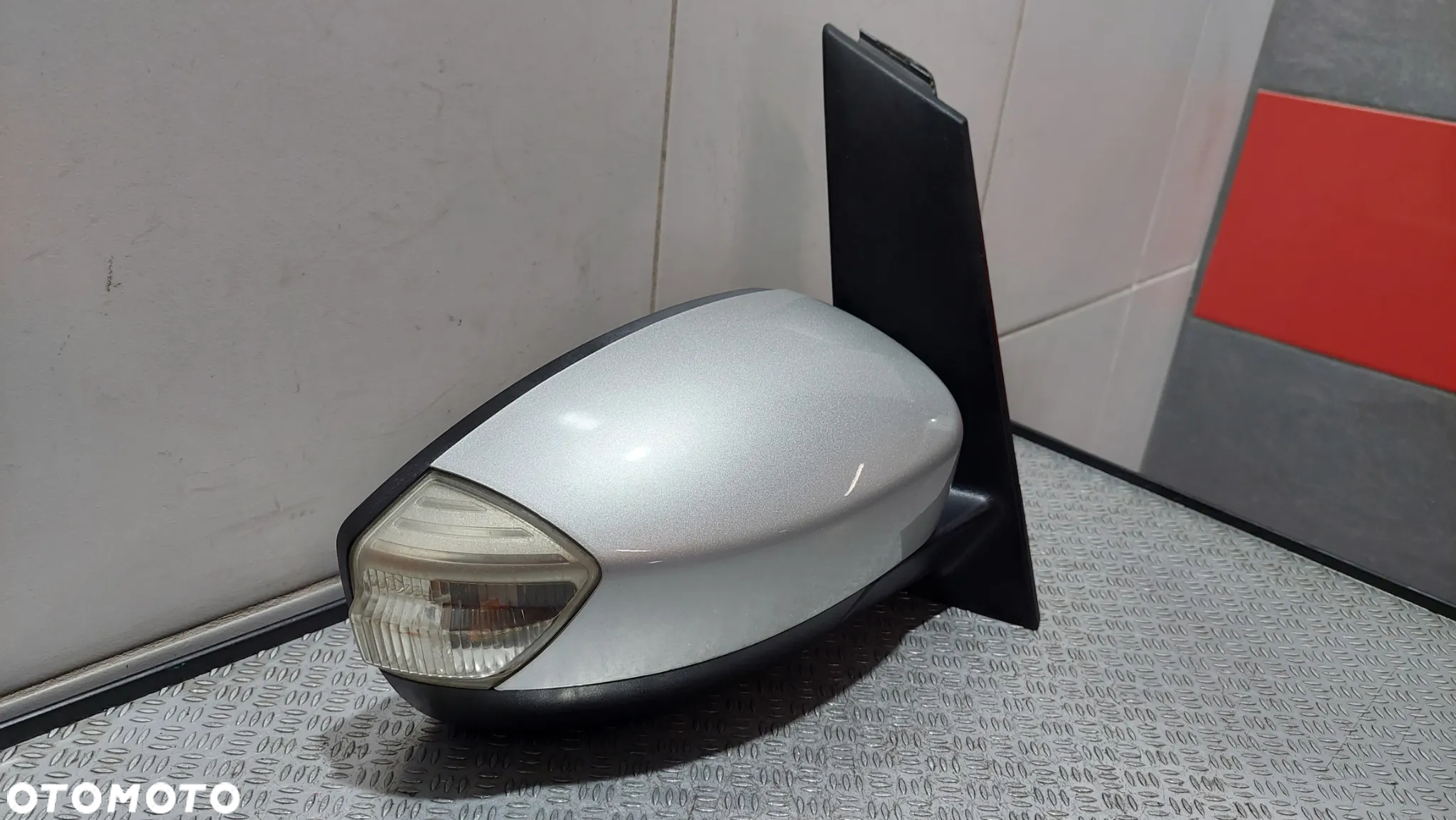 LUSTERKO ZEWNĘTRZNE PRAWY PRZÓD ANGLIK KOLOR 0A 6-PIN FORD C-MAX MK2 R2012 - 2