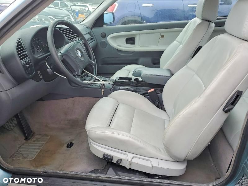 BMW Seria 3 - 25