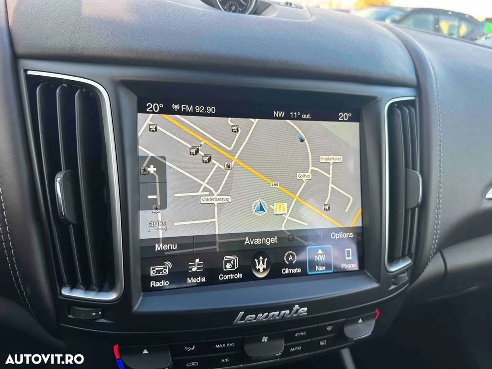 Maserati Levante Diesel Q4 GranLusso - 15