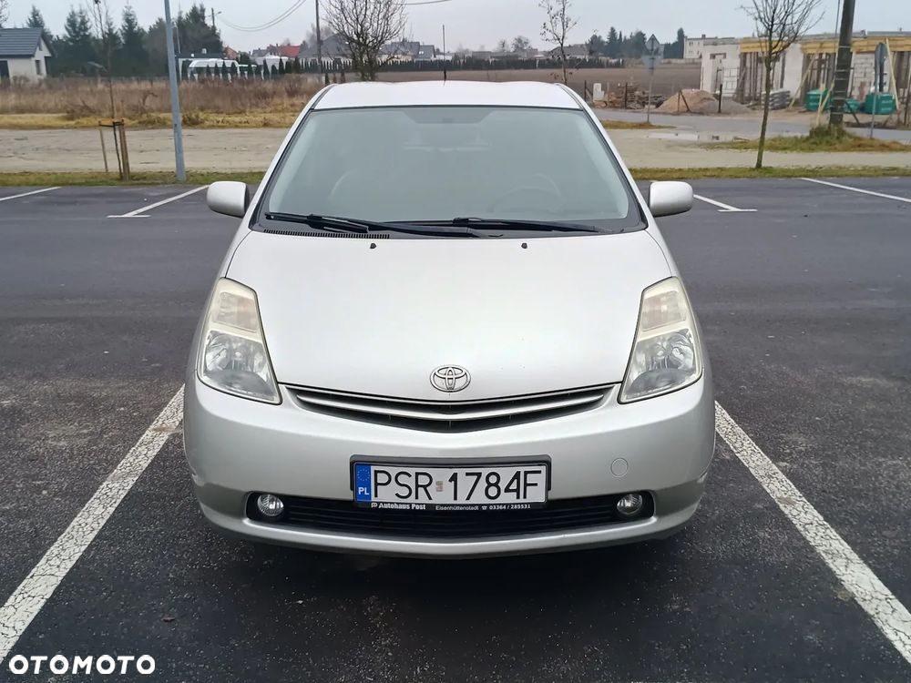 Toyota Prius 1.5 VVT-i Prestige - 8