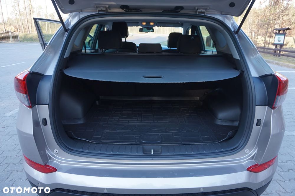 Hyundai Tucson 1.7 CRDI BlueDrive Comfort 2WD - 15