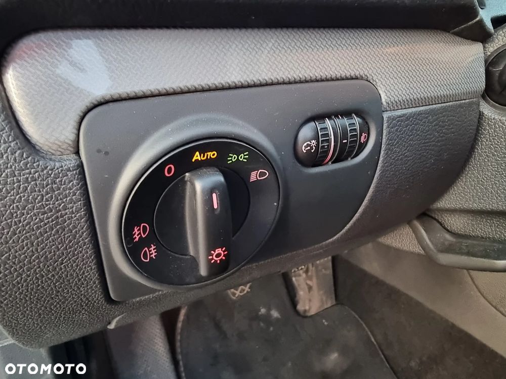 Volkswagen Golf Variant - 16