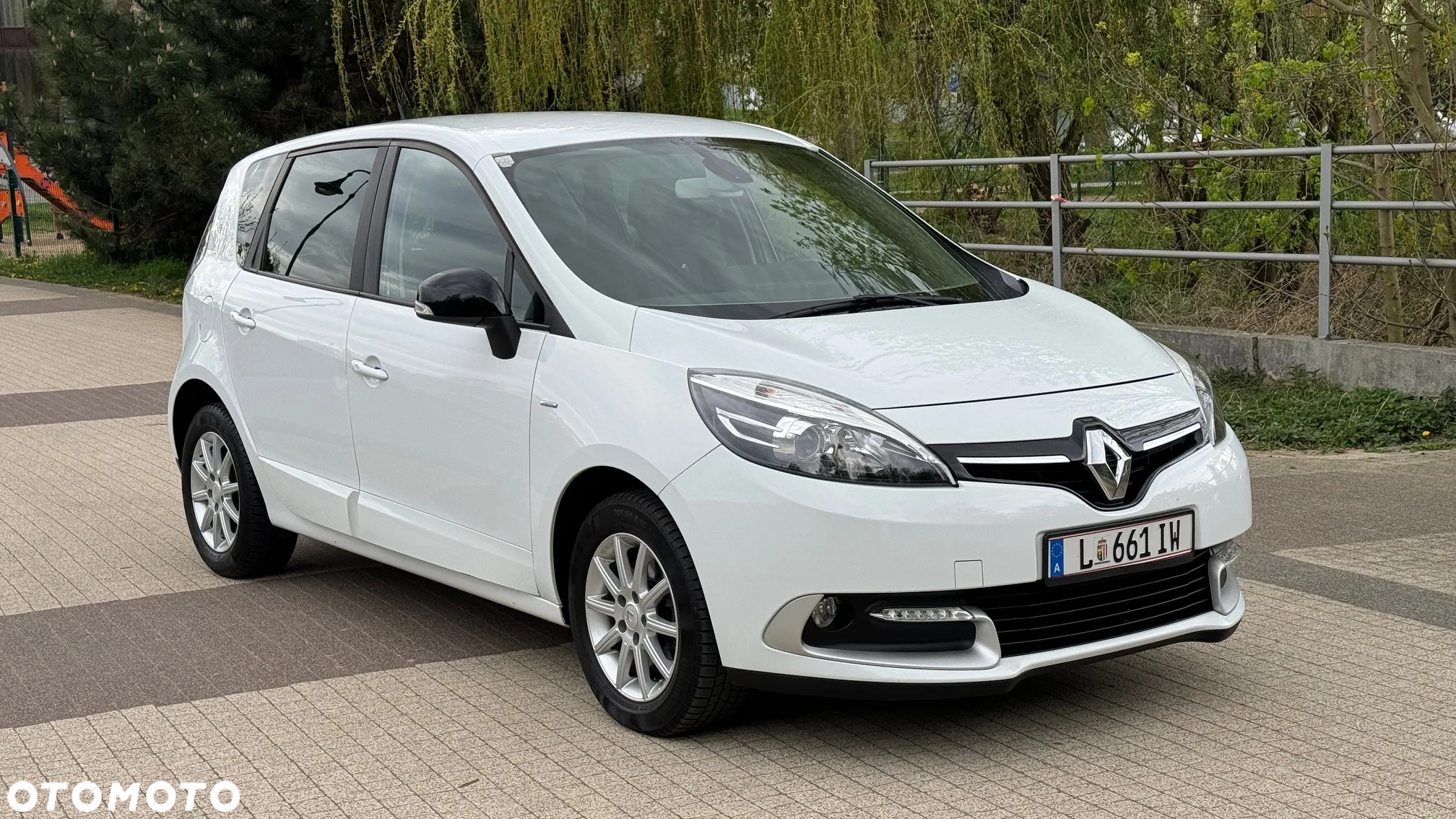 Renault Scenic - 2