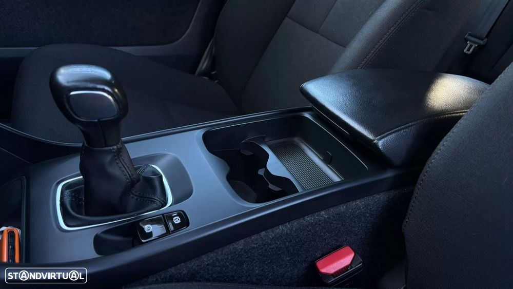 Volvo XC 40 1.5 T2 Essential - 29