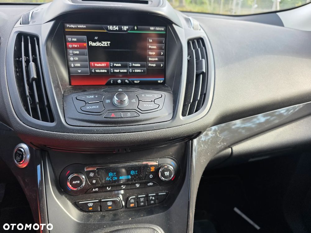 Ford Kuga 1.5 EcoBoost 2x4 Titanium - 11