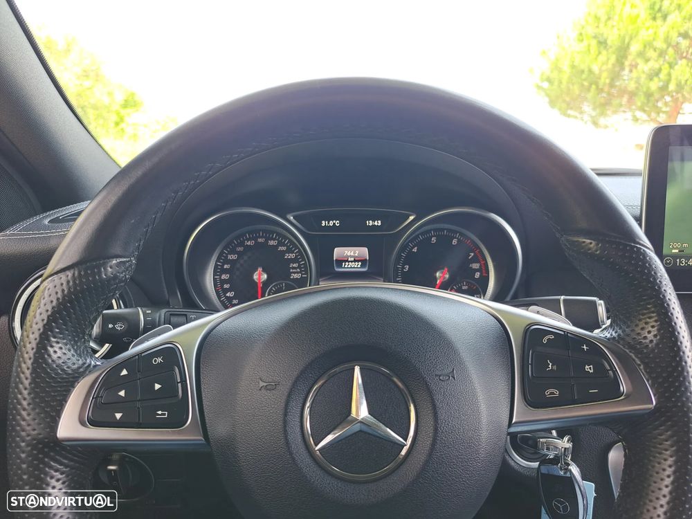 Mercedes-Benz A 200 (BlueEFFICIENCY) 7G-DCT AMG Sport - 20