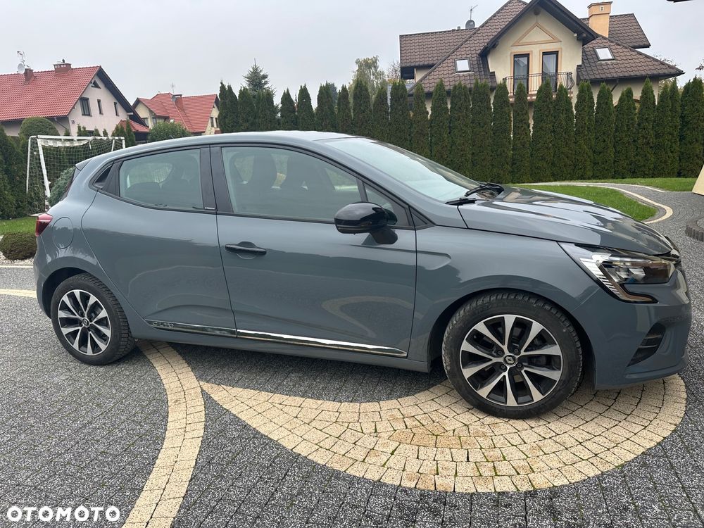 Renault Clio - 5