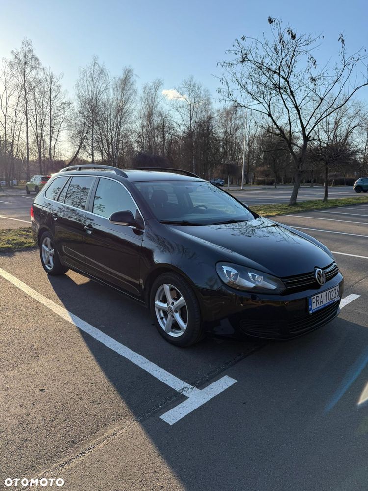 Volkswagen Golf 2.0 TDI DPF MATCH - 5