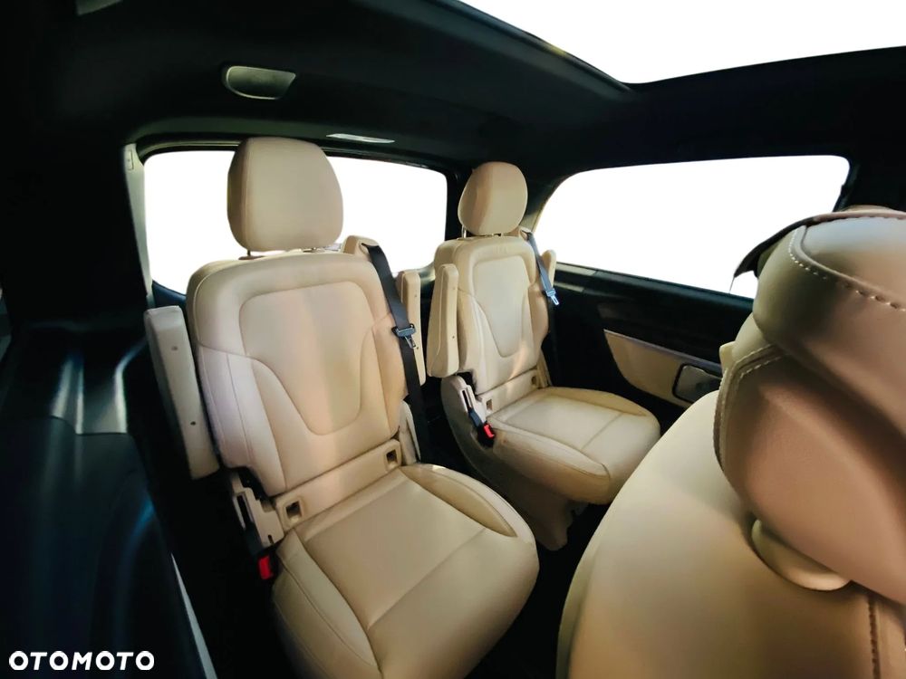 Mercedes-Benz Klasa V 300 mHEV 9G-Tronic Avantgarde (d³ugi) - 7