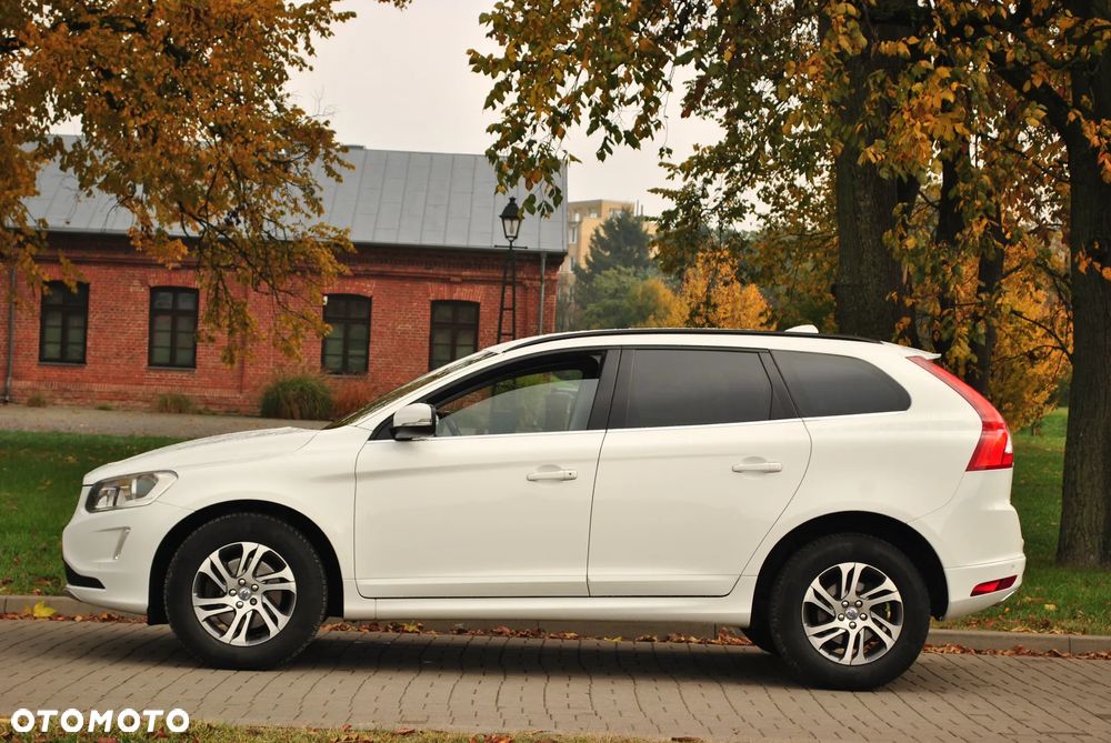 Volvo XC 60 D4 Geartronic Momentum - 6
