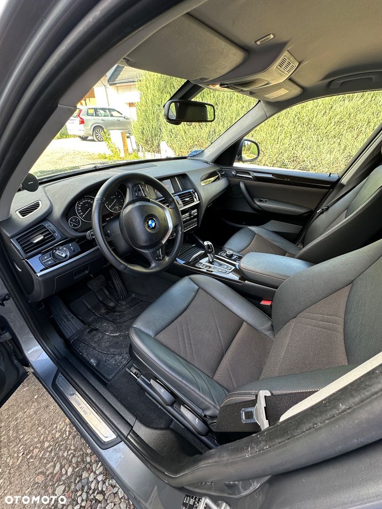 BMW X3 xDrive28i xLine - 11