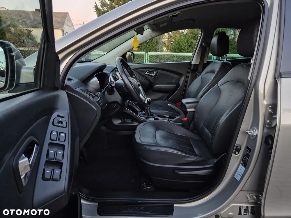 Hyundai ix35 1.7 CRDi 2WD blue Style - 15