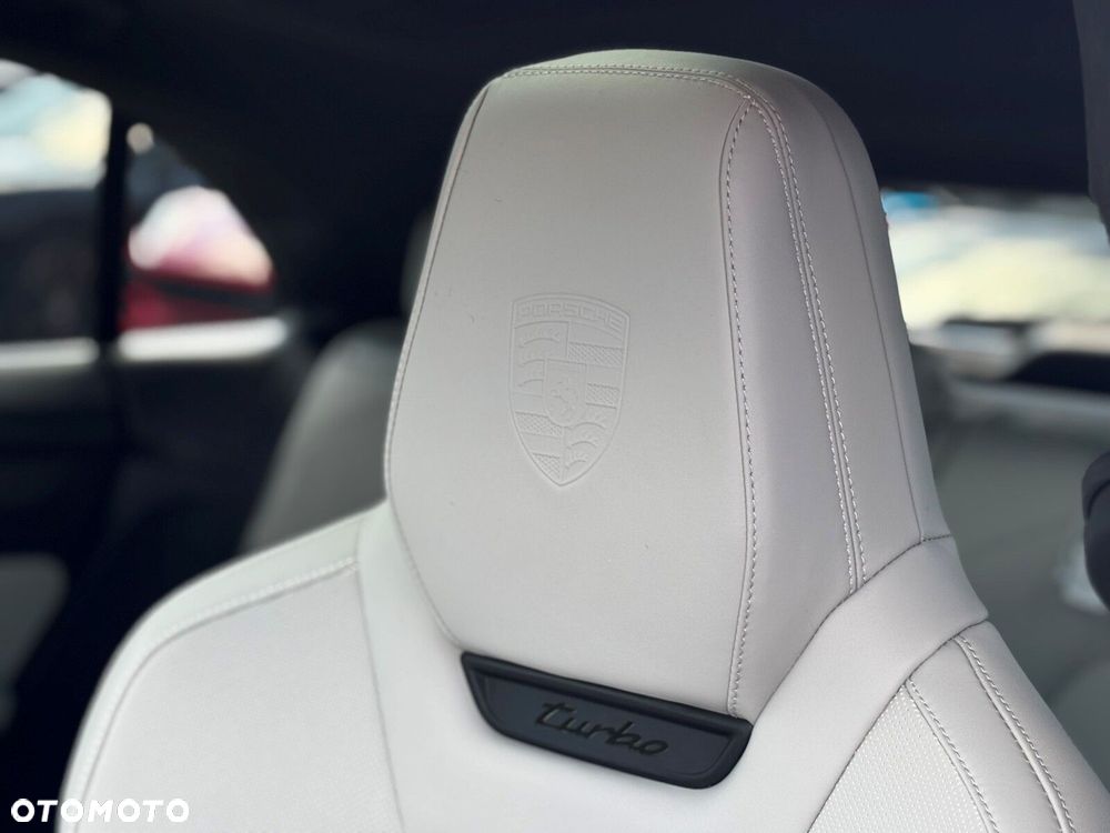 Porsche Macan - 38