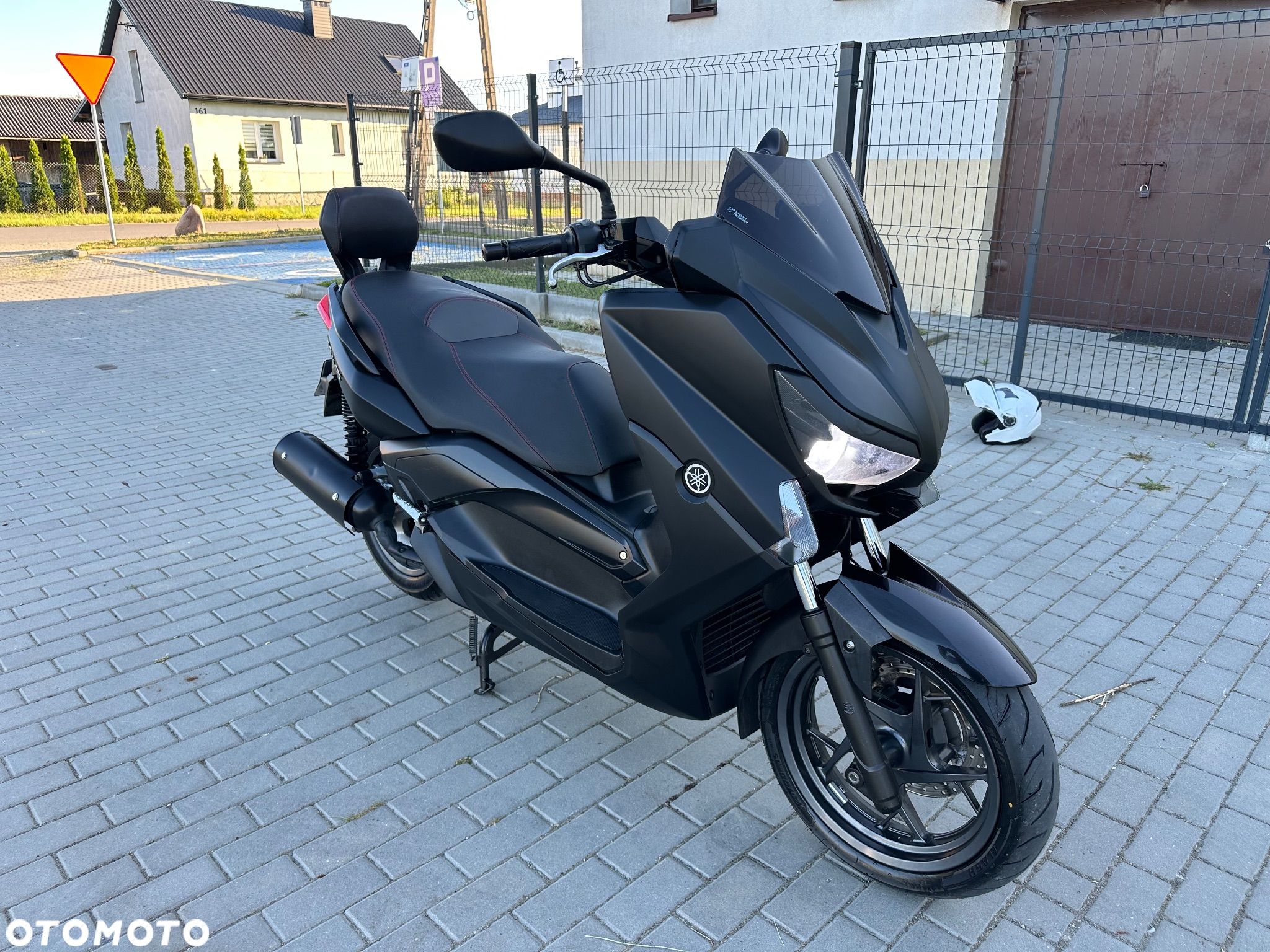Yamaha X-max - 1