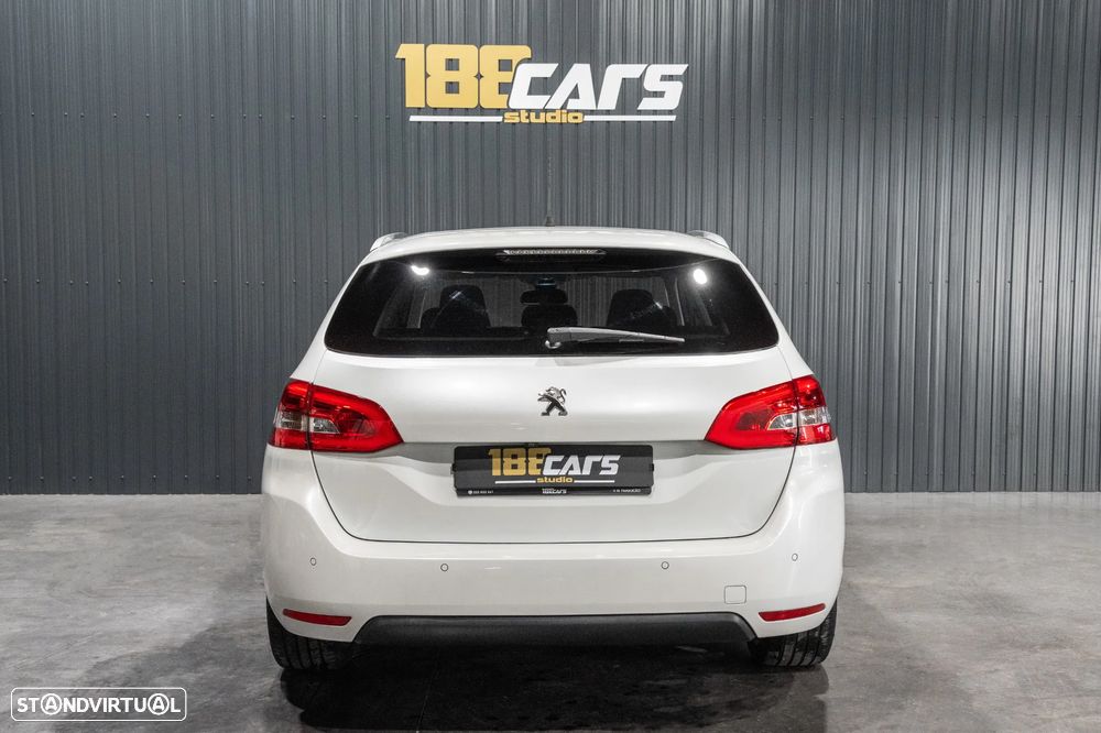 Peugeot 308 BlueHDi 130 EAT8 Allure - 54