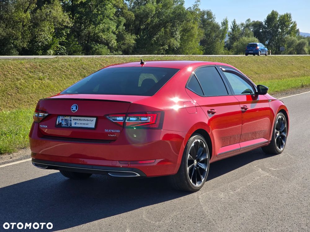 Skoda Superb 2.0 TDI 4x4 Sportline DSG - 7