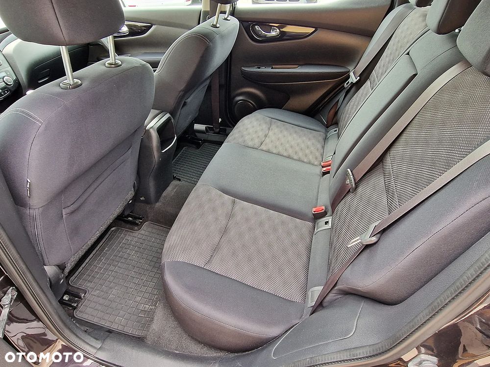 Nissan Qashqai 1.5 dCi DPF acenta - 10