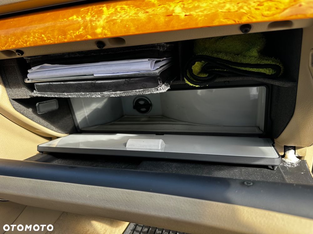 Audi A4 Avant 2.0 TDI multitronic - 23