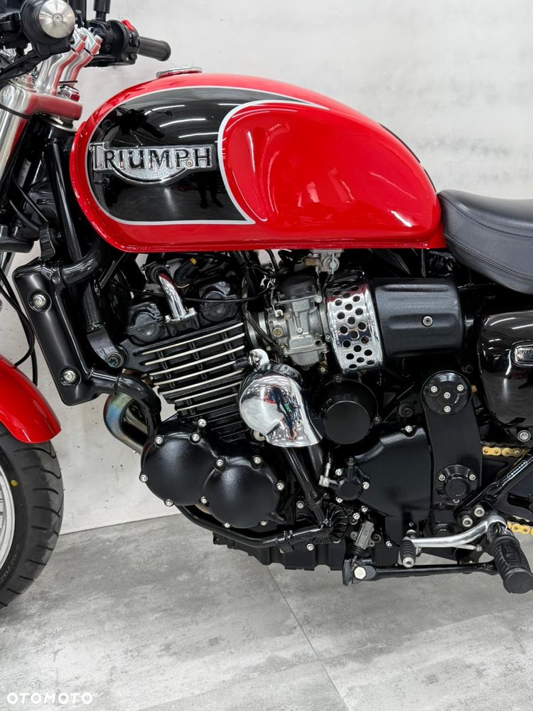 Triumph Thunderbird - 4