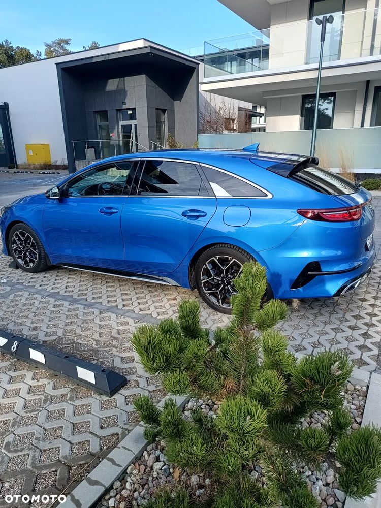 Kia ProCeed - 1