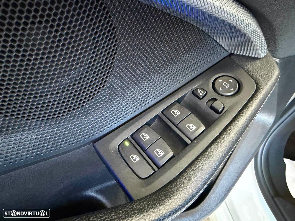 BMW 118 i Aut. Sport Line - 12