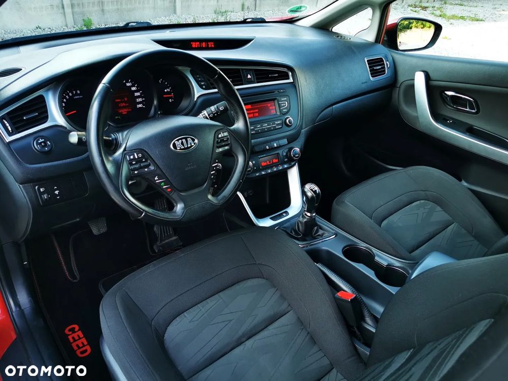 Kia ProCeed - 9