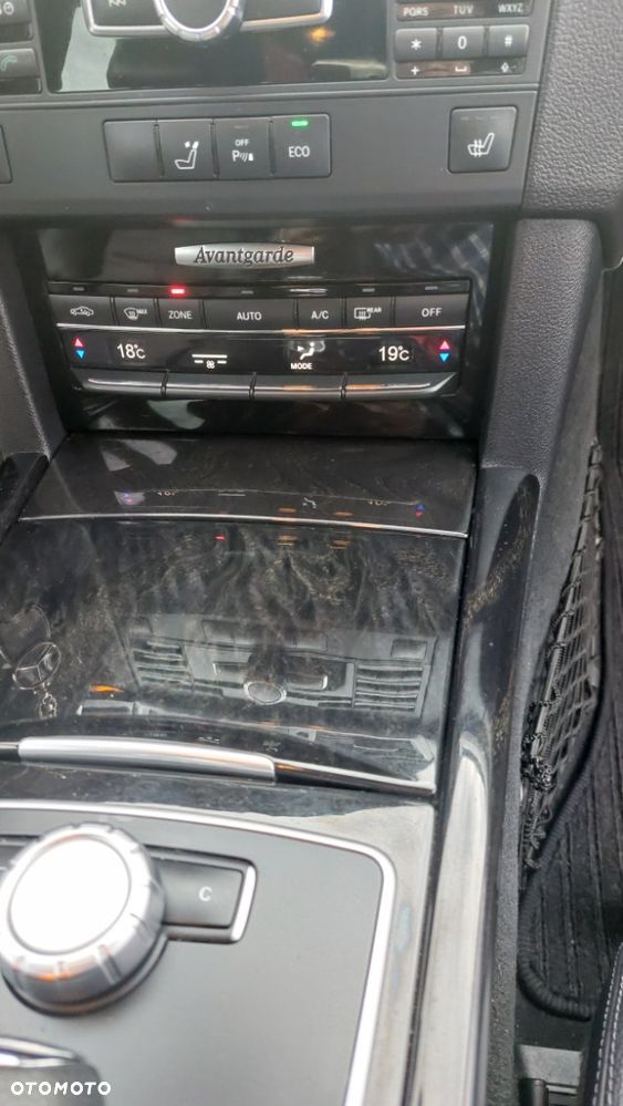 Mercedes-Benz Klasa E 200 CGI BlueEFFICIENCY 7G-TRONIC Avantgarde - 18