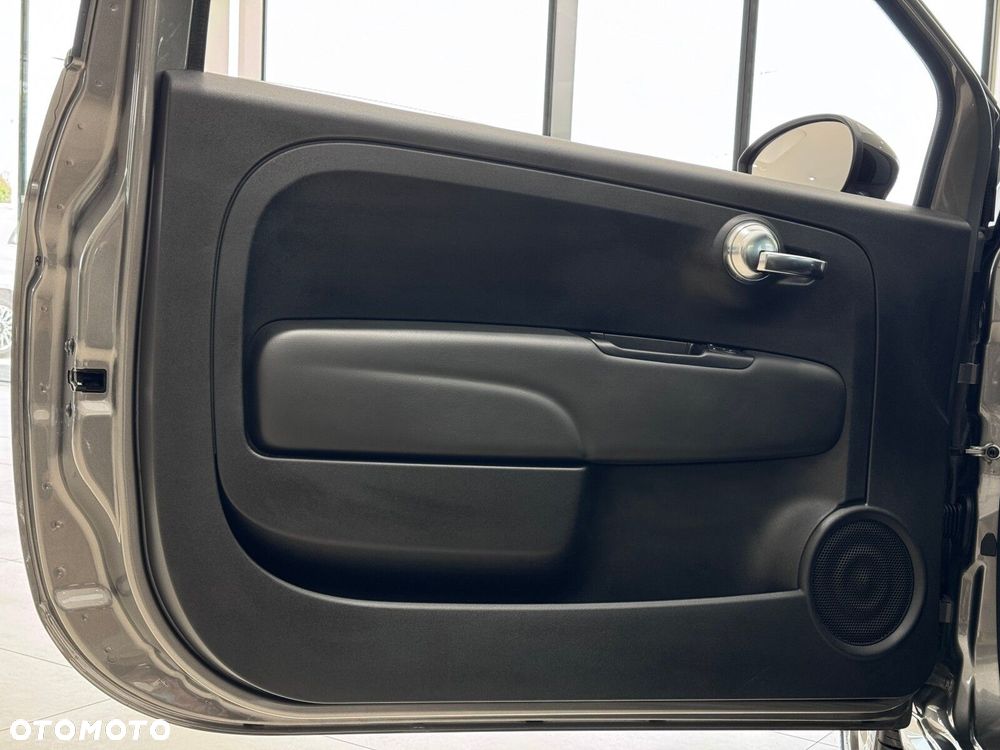 Fiat 500 1.0 Hybrid Connect - 12