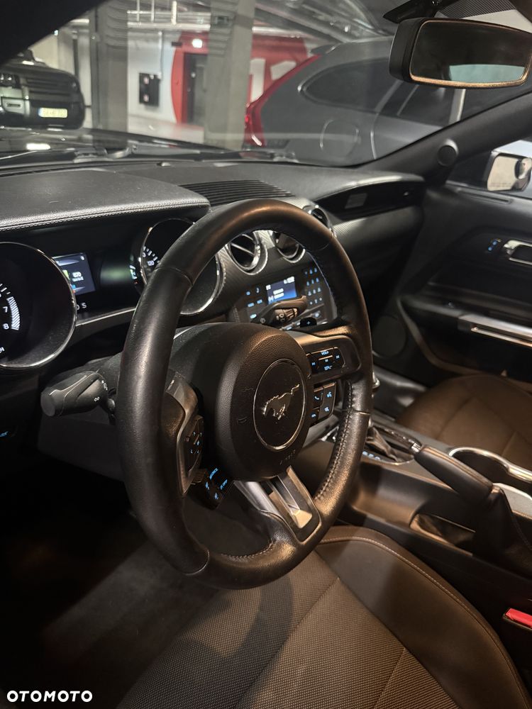 Ford Mustang 3.7 V6 - 15