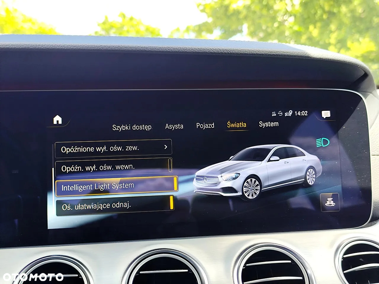 Mercedes-Benz Klasa E 220 d 4-Matic AMG - 31