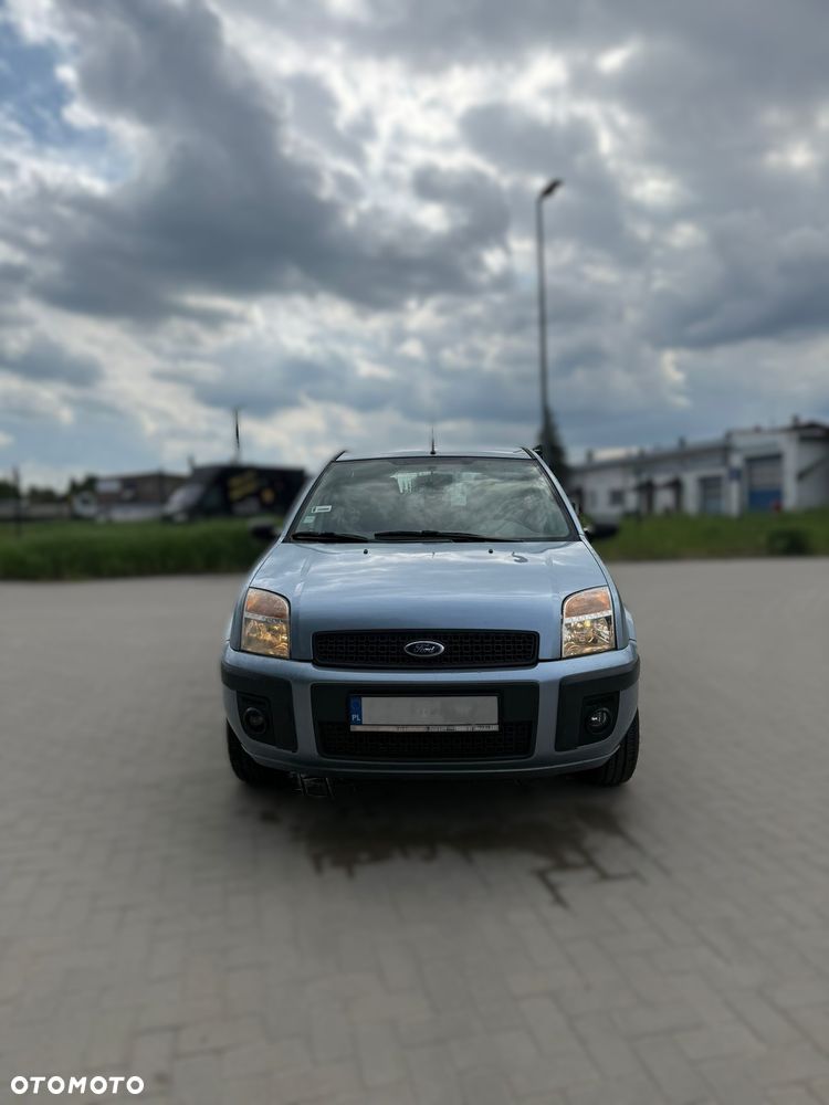 Ford Mondeo - 8