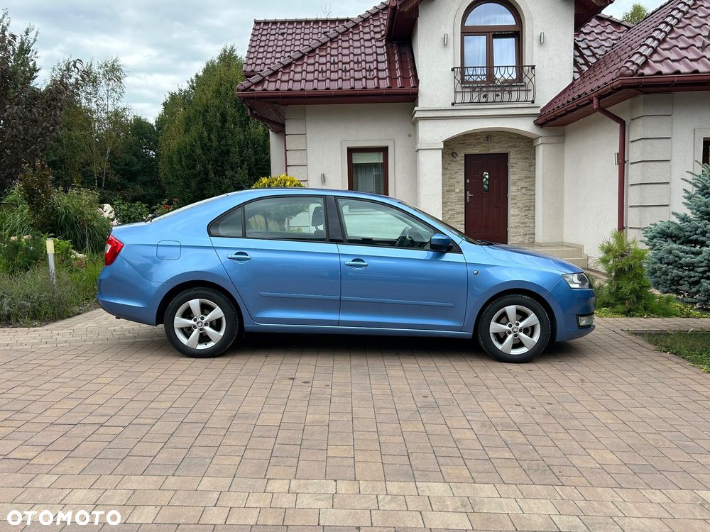 Skoda RAPID 1.2 TSI Ambition - 17