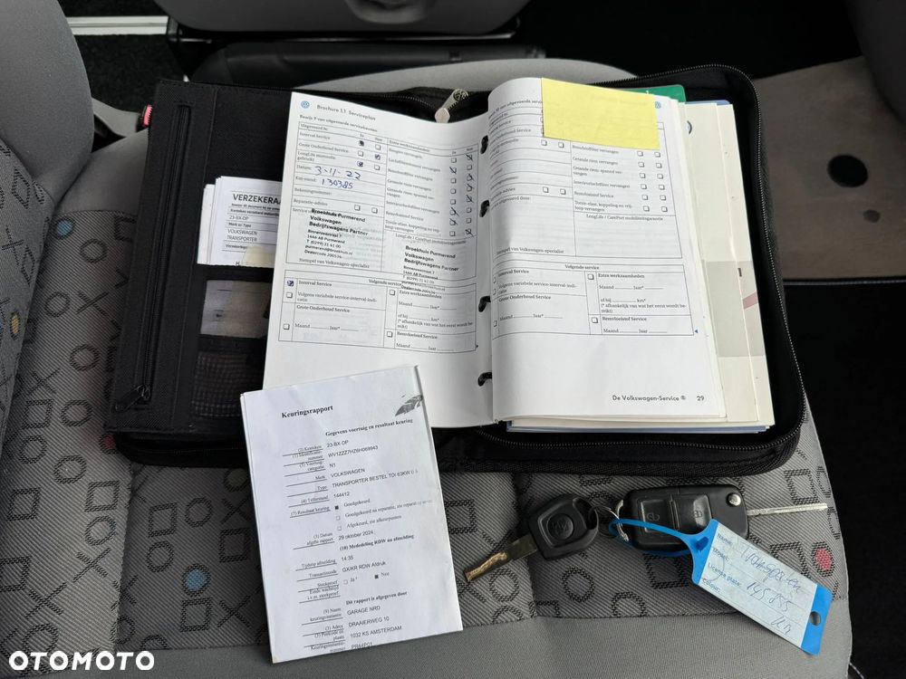 Volkswagen Transporter - 24