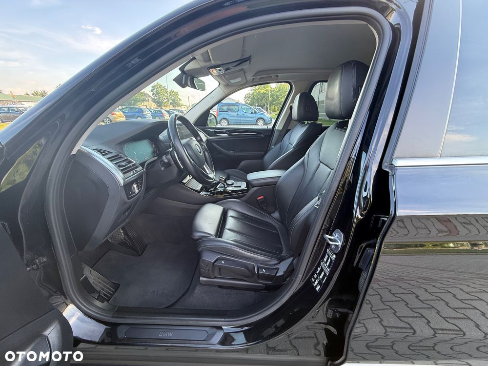BMW X3 xDrive20d mHEV - 18