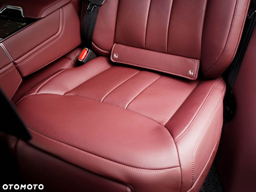 Land Rover Range Rover 3.0 P460e PHEV Autobiography - 31