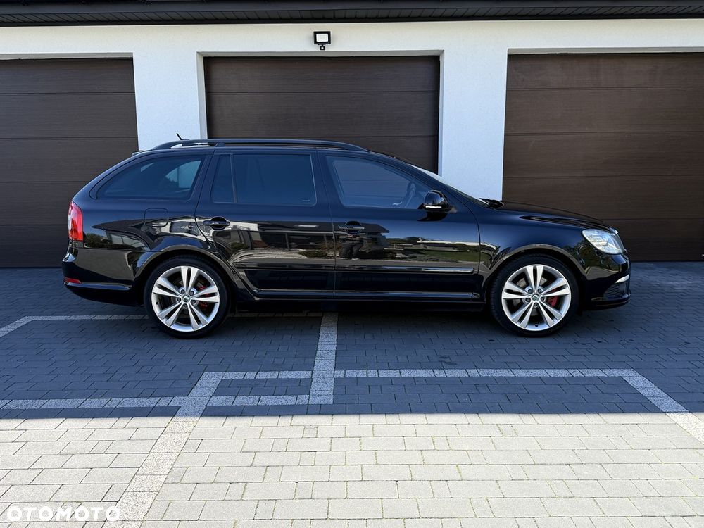 Skoda Octavia 2.0 TSI RS - 9