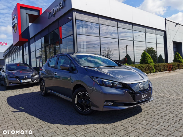 Nissan Leaf 40kWh Acenta (6.6 kW)