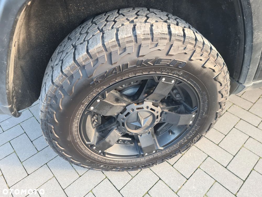 Jeep Grand Cherokee - 14