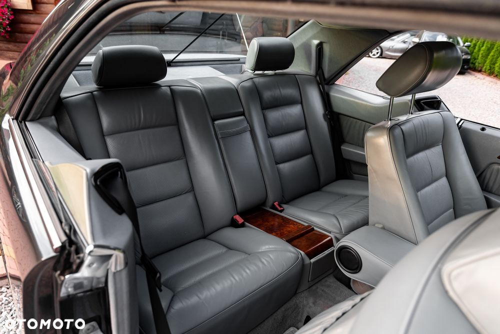 Mercedes-Benz W124 (1984-1993) - 32
