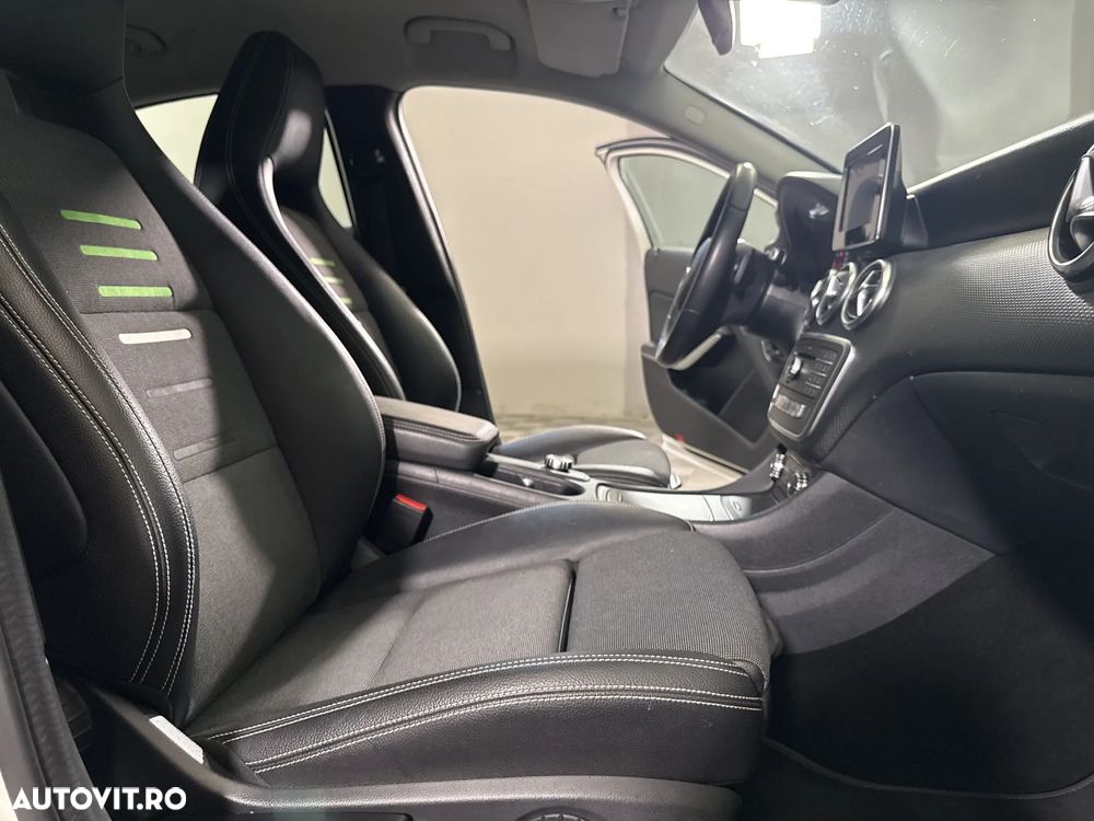 Mercedes-Benz A 200 d 4Matic Aut. - 12