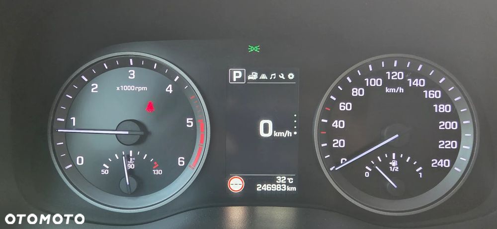 Hyundai Tucson 1.7 CRDI BlueDrive Design 2WD DCT - 10