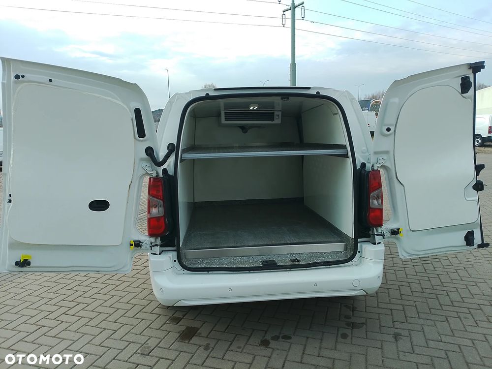 Peugeot Partner Proace Berlingo Combo Doblo L2 Izoterma Chłodnia Salon PL półka Inox 3 osoby - 23