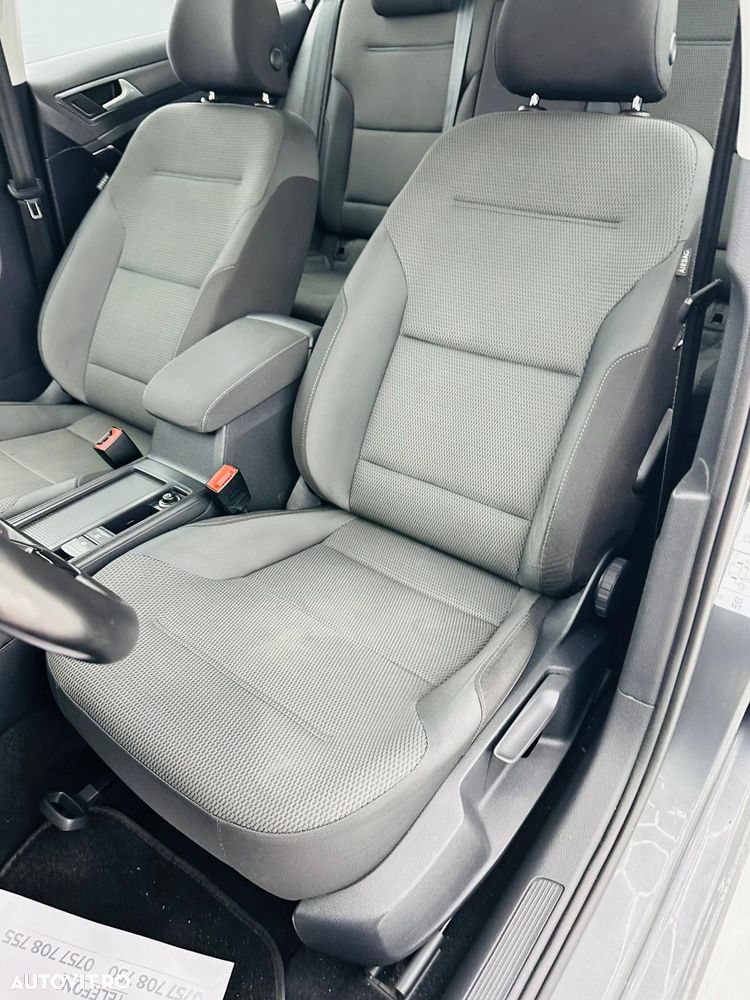 Volkswagen Golf 1.6 TDI SCR DSG Comfortline - 17