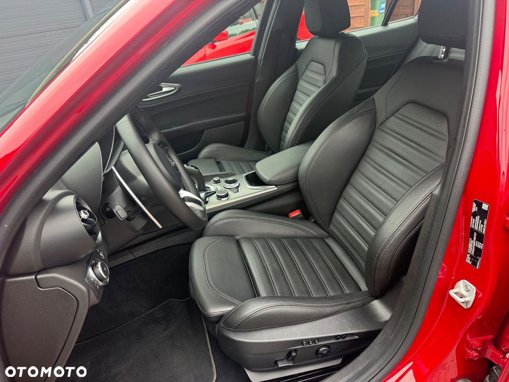 Alfa Romeo Giulia 2.0 Turbo Super Q4 - 18